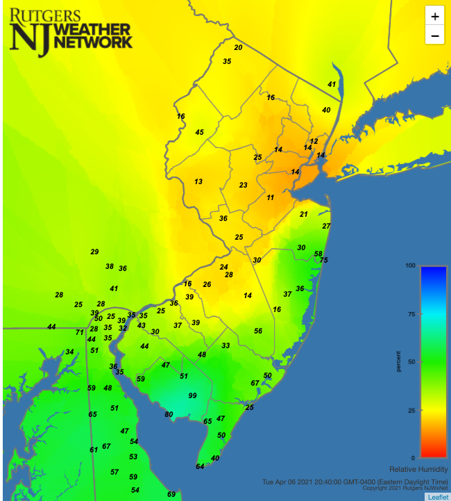 Relative humidity at 8:40 PM on April 6th at NJWxNet stations